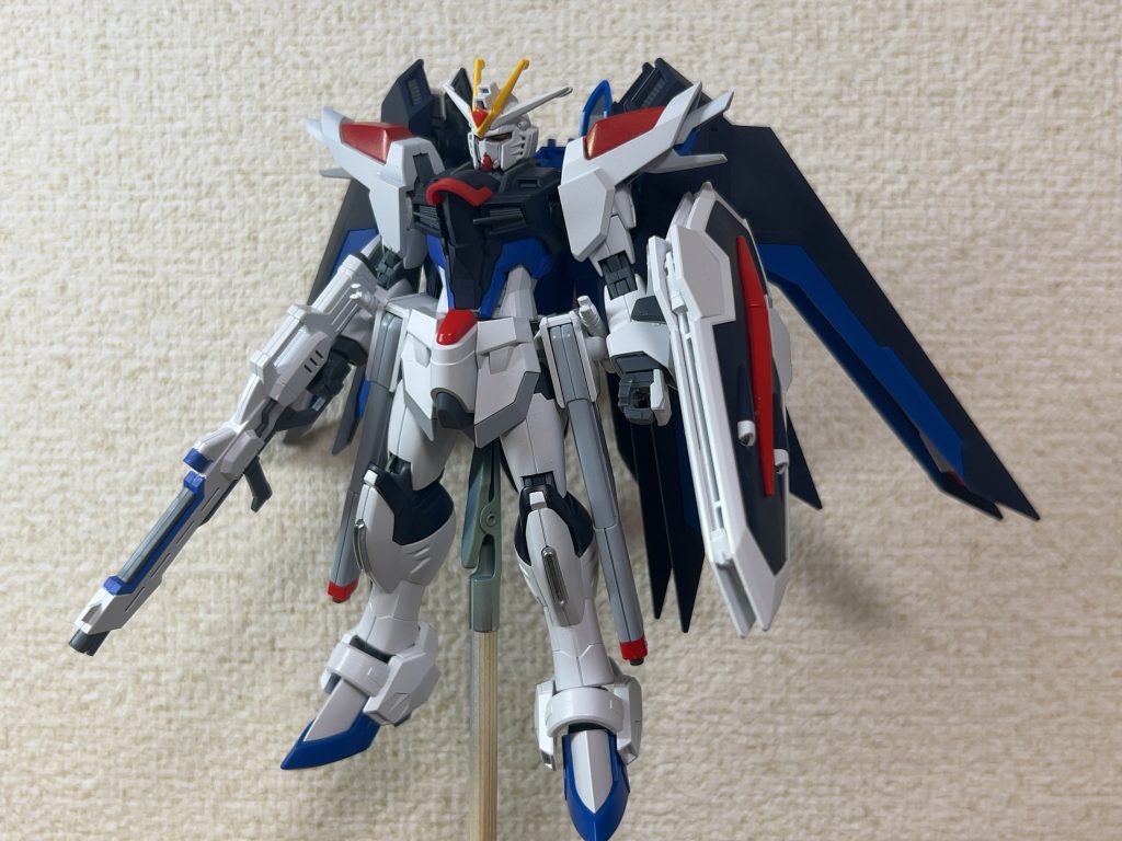 ライジングフリーダムのカラーに違和感が拭いきれず、思い切って作ってみることに。