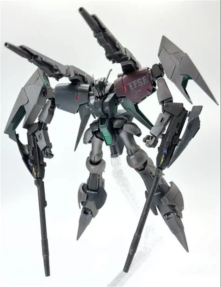 白背景で。各所にUVレジンを盛って光らせました✨