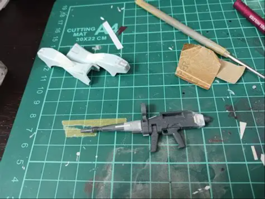 膝下の整形が上手くいかず、この状態のまま数年寝かせてました。まだ再現しきれてないので、ここも弄りたい箇所です。