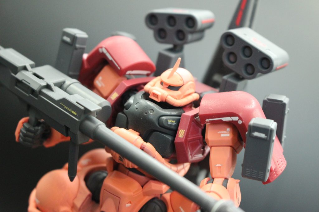 メイン武装はそのまま本家のロングライフルです。