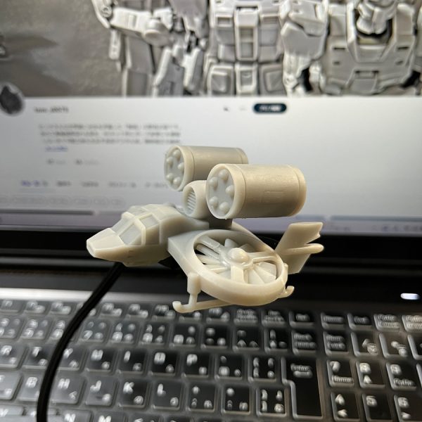 ウ：ジオンめっ！ジャブローから出ていけっ！A：ウッディー大尉！無理ですっ！！S：冗談ではないっ！ってことで、主菜に沿える添え物の方が早く上がりそうで…1/144ファンファン、MSとの対比はこんなもんみたい。意外とデカい。気を抜いたサポート設定の為に両上部方向舵の下部が溶けているのはご愛敬…(ーー;)…(ノД`)・゜・。今年も、もしよろしければ…お付き合いを♥（4枚目）