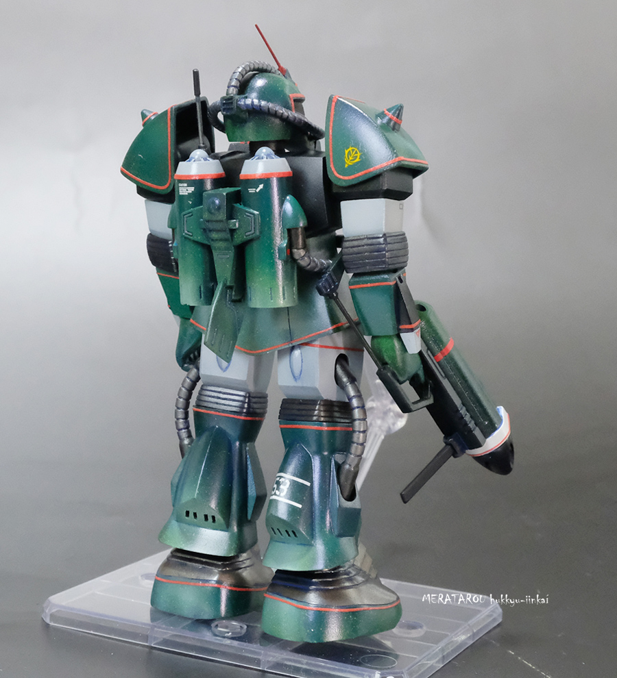 バーニア?スラスター周りはぶわああああ!っと出て光ってるイメージなので明るくしております。スパッタリングも多く粗目に。クリスタルカラーのトルマリングリーンはアメジストに比べるとあまり怪しく光ってくれませんでした。