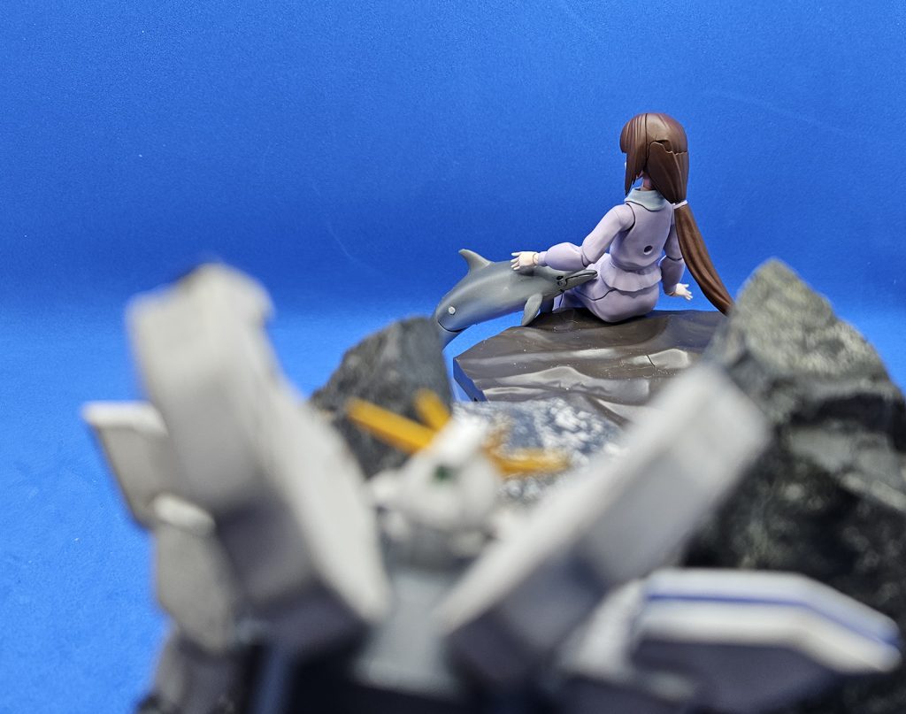 「ふふっ、私を仲間にしてくれるの？」岩は水槽の装飾用のものをわざわざ買ってきた入念に洗ったつもりだったけど動かすたびに破片や細かい粒子とかがずっと落ち続けてちょっと汚いかも