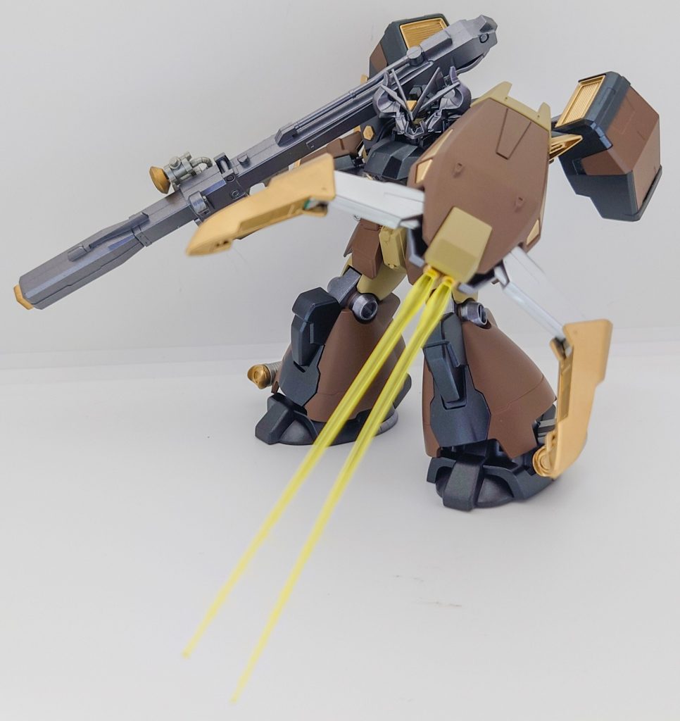 一応ビームサーベルも出ます。