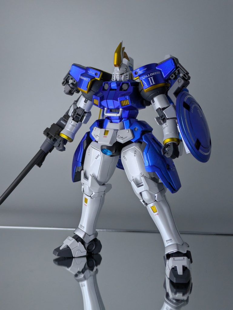 デカールの段差消しの為に光沢クリアー吹きすぎて組み立て時にパーツが何ヶ所かわれるっていう…😨