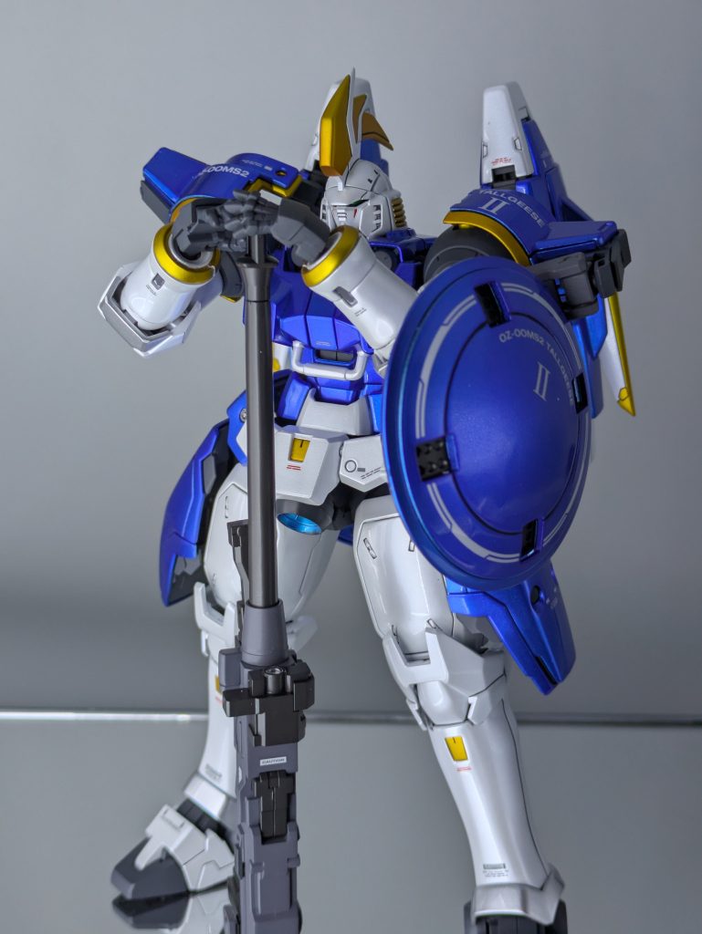 プロモデラーのプー熊谷さんが２４０番でやすってサフを厚く吹いて６００番で整えるってのを見て　真似してみました😁　ヤスリがけが下手なので多少傷が残ってはいるんですが全然ありですね！