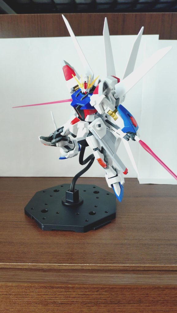 ハイマットポジションフリーダムガンダム系列を参考にしたポジション。小回りとスピードのバランスに優れていて、一番戦闘に用いられるポジション。ファイター曰く「使いやすい」