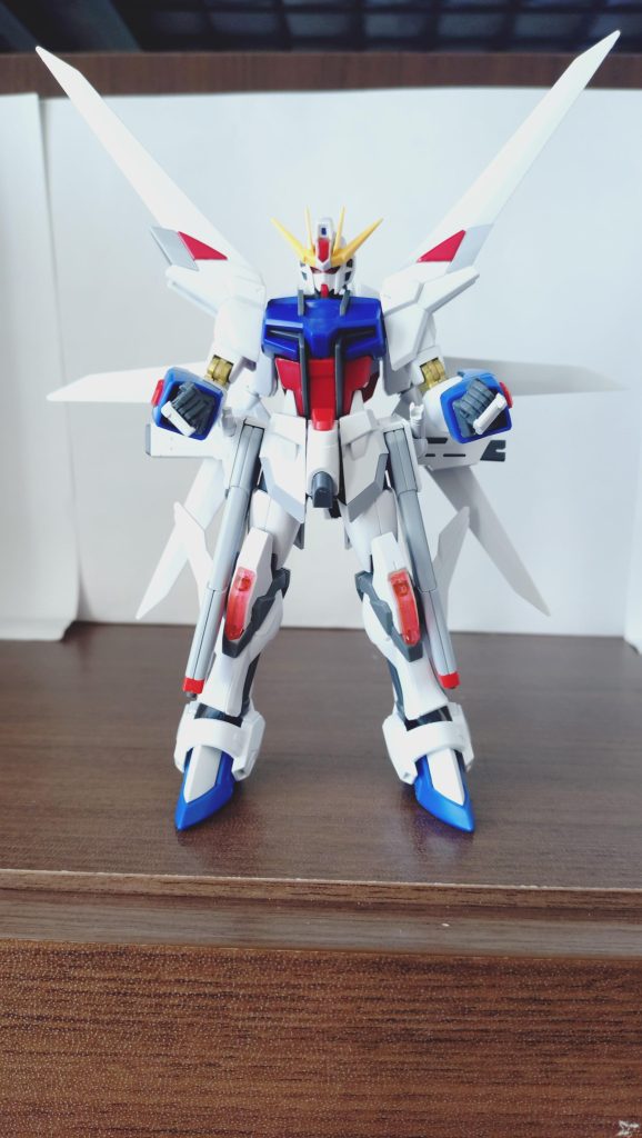 バーニングポジション最後の形態でゴッドガンダムを参考にした形態この形態時には機体の運動性能と近接格闘能力が向上するが、エネルギーをビームサーベル等に優先して回しているため、ビームライフルの出力は10％まで落ちる。