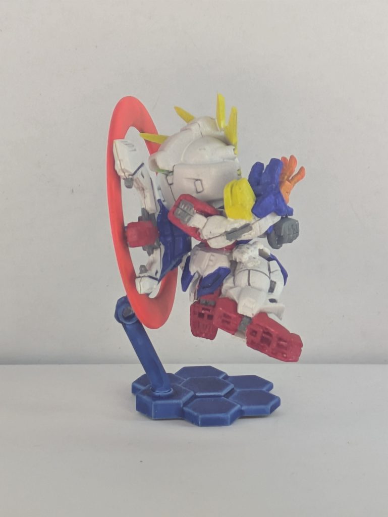 おおむね見たままのカラーリングですが、ゴッドフィンガーはちょっとこだわってラフゴールドの上から薄めた蛍光レッドを重ねました。