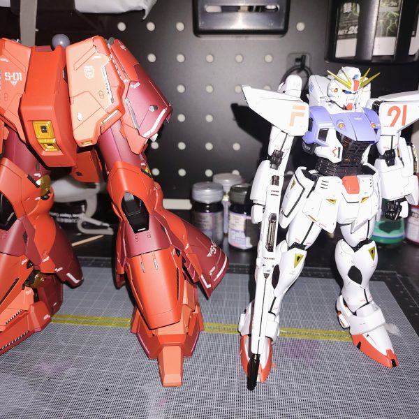 下半身完成！大型のキットだけあって、下半身だけでも大迫力です😊下半身だけでF91より大きい！！（7枚目）