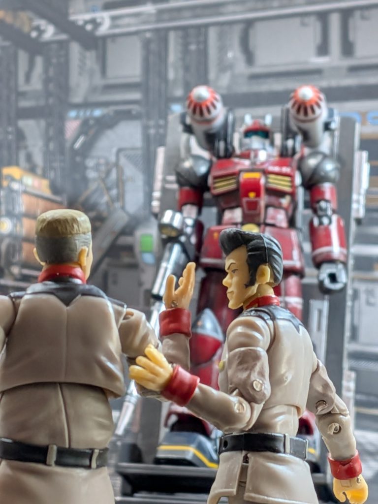 「よく帰ってきたなシズ。そろそろここから出て休んだらどうだ❓️」伯父である基地司令が、シズ少尉を出迎える。「……ん〜いい。それより…コクピットにトイレ付けて…」「メカニックに下の世話までさせる気か❓️さっさと降りて行ってこい」「う〜、人とすれ違うの嫌だよぉ…」ハァ〜……ため息を付いた基地司令は、渋々降りてトイレに向かう姪を見て、また独り言ちるのだった。「この調子じゃ、上に報告するのは当分先だなぁ…」 少し離れた所で、二人の士官が話をしてる。「おい、聞いたか❓️例の渓谷でまた謎のエースが出たらしいぞ」「でも、ここにはあの“穀潰し”しかいないだろ❓️」「ああ、だから他所の基地から来てるんだろうぜ」「やれやれ、あの“穀潰し”も見習ってほしいものだ」実は彼女がスーパーエースである事を知る者は、この時まだ僅かしかいないのだった…。『シズちゃんは今日も静かに待機中』おわり