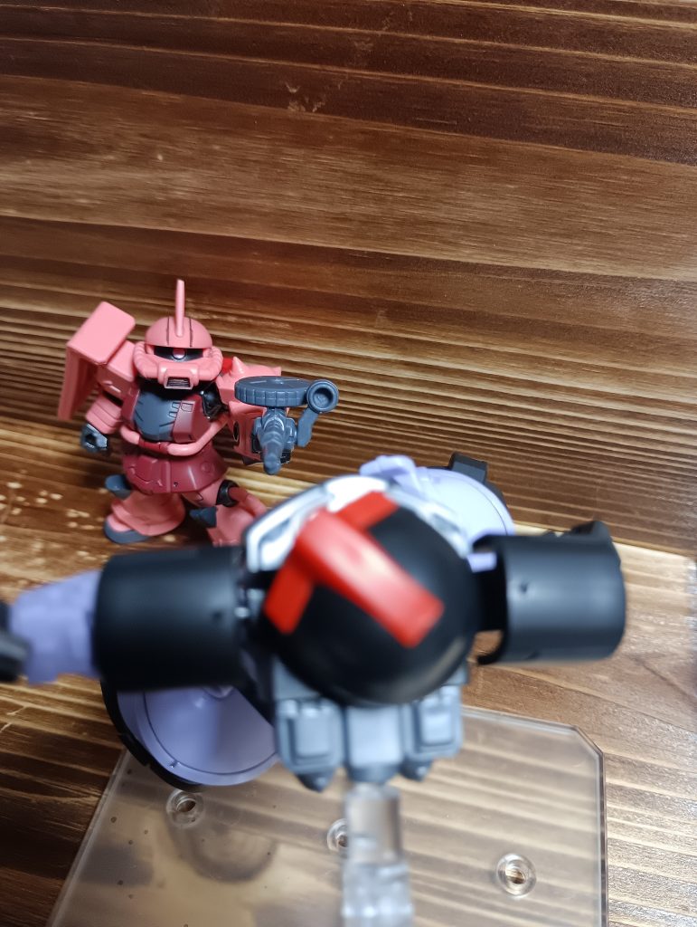 勝利して〆!以上!モビルスーツアンサンブル30弾のシャア専用ザクでした!!これは…コンプしたくなったぞ…めっちゃ良い出来なので皆さんも是非!!最後まで御覧頂きありがとうございました!コメントもよろしくお願いします!!