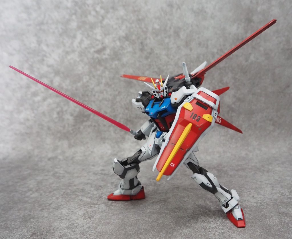 今回はエントリーグレード、ストライクガンダムにオプションパーツをセットしましました。