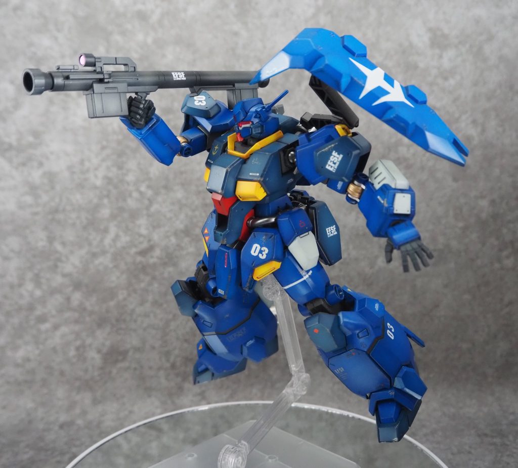 バズーカをぶっ放すグスタフ・カール！