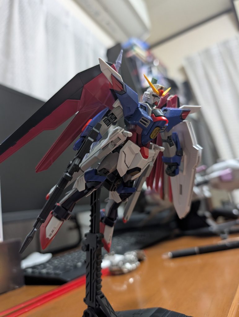 ppp…暗号通信？？相手は…ディアッカ・エルスマン？何々…「エターナルからの贈り物だ。それを使え。」…連動編につづく。&nbsp;