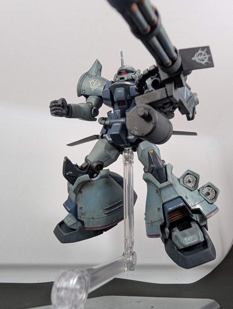 やっぱり、ガトリングがデカすぎて写真の枠におさまらん(笑)