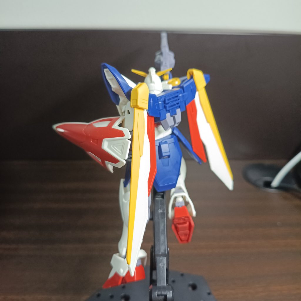 EG ウイングガンダム–3枚目/制作者：inuineco
