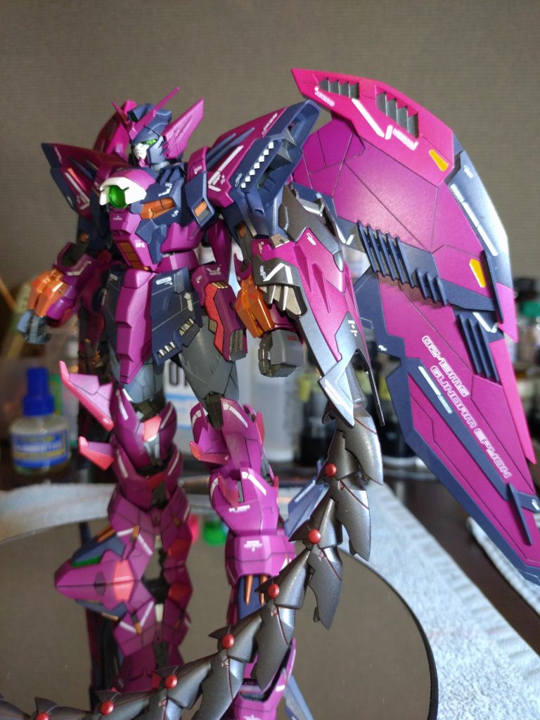 ウィング部分も大きく存在感抜群ですがちゃんと自立しますし、スタイリッシュです✨その上変形機構まである、素晴らしいキットだと思います❗️他のW系の機体も製作するのが楽しみです😊