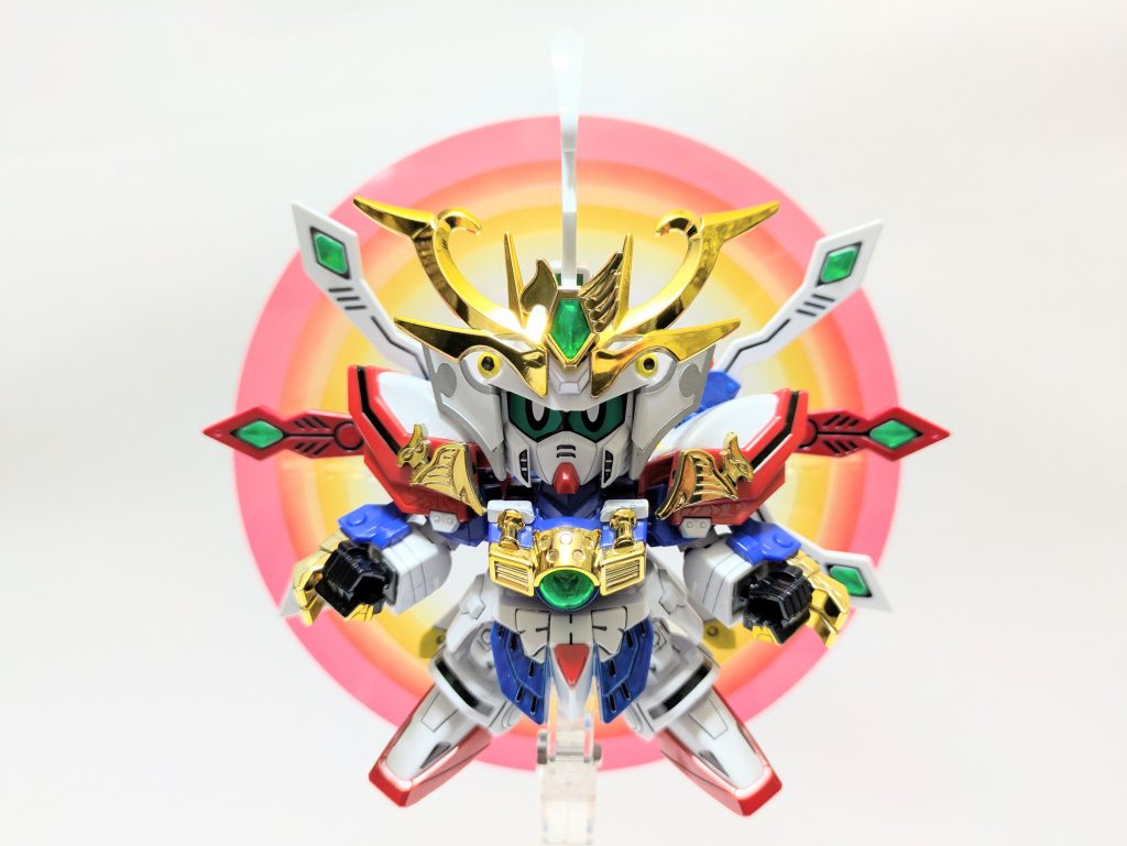 前回はプラ板などで自作した日輪エフェクト。手作り感満載だったのが少し心残りでしたので、今回は『ＲG　ゴッドガンダム』のエフェクトパーツを贅沢に使用しました。３色の重なるグラデーション部分の色合いなどやっぱり既製品は映えます。