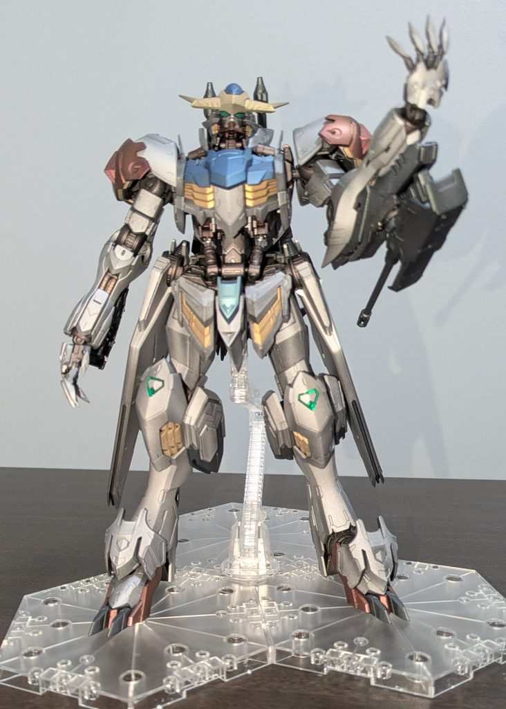 フレームと装甲を別々に処理できるから作業はしやすいかも。