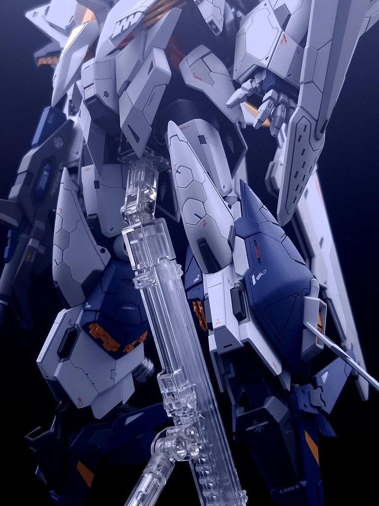 HG クスィーガンダム–3枚目/制作者：C面