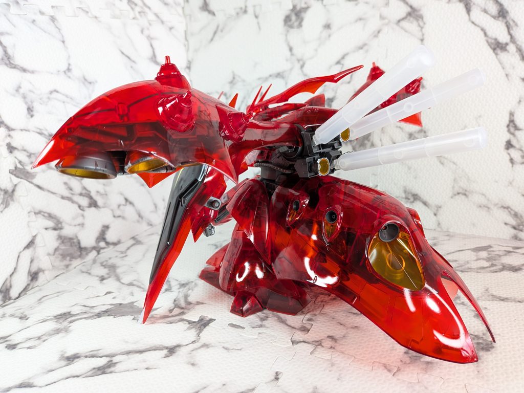 赤は色あせ大敵なのでUVカットのクリアは必須ですね