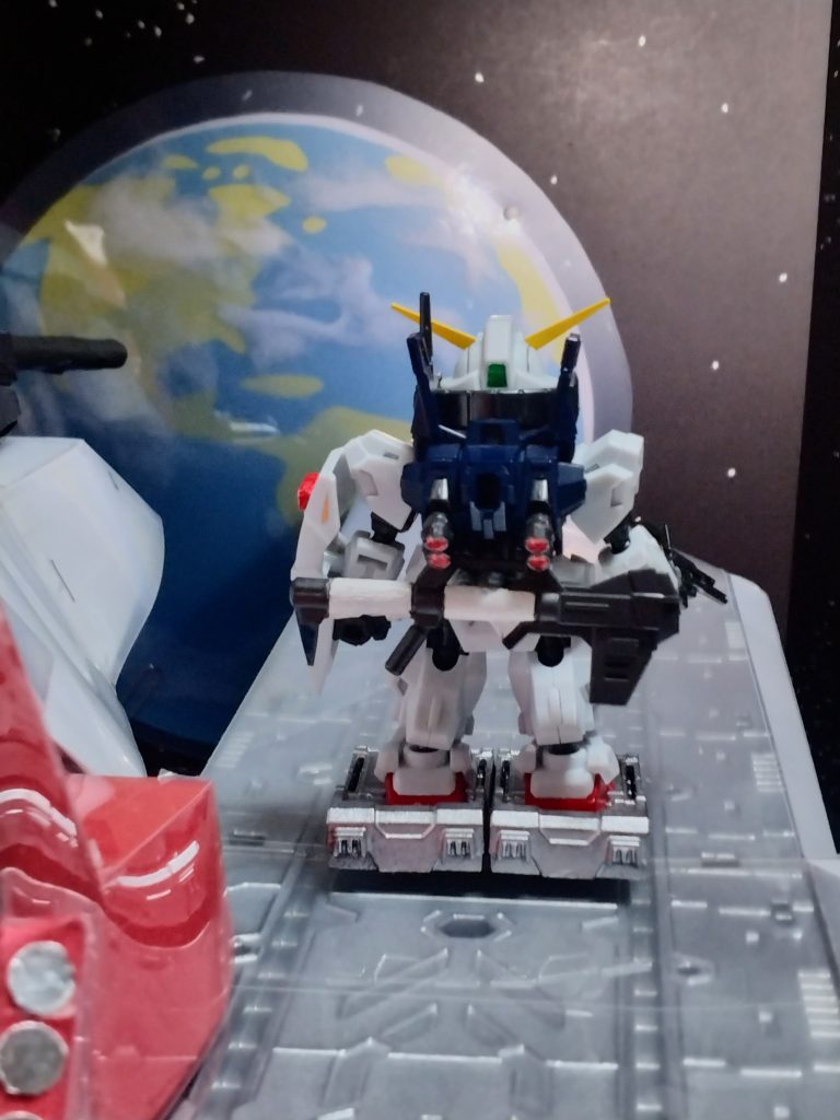 「アポリー、ロベルト、太陽電池の攻撃後、直進だぞ。」「了解！」「了解！」「行くぞっ！！」