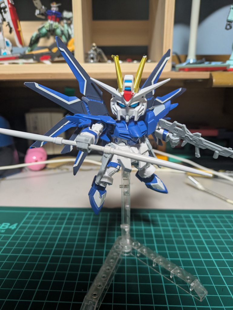 HGとSDのライジングフリーダム–2枚目/制作者：kaigara2041