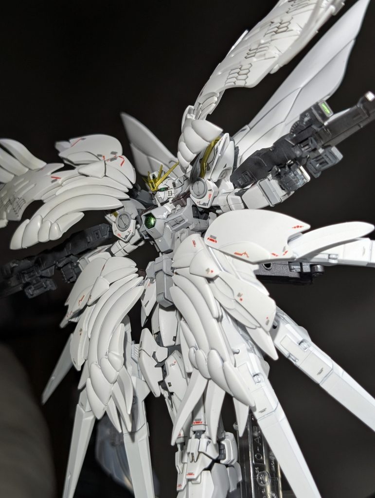 羽根のボリュームが貧弱にならないように注意してましたが、何とかなった気がしてます！最後までご覧いただきありがとうございます！