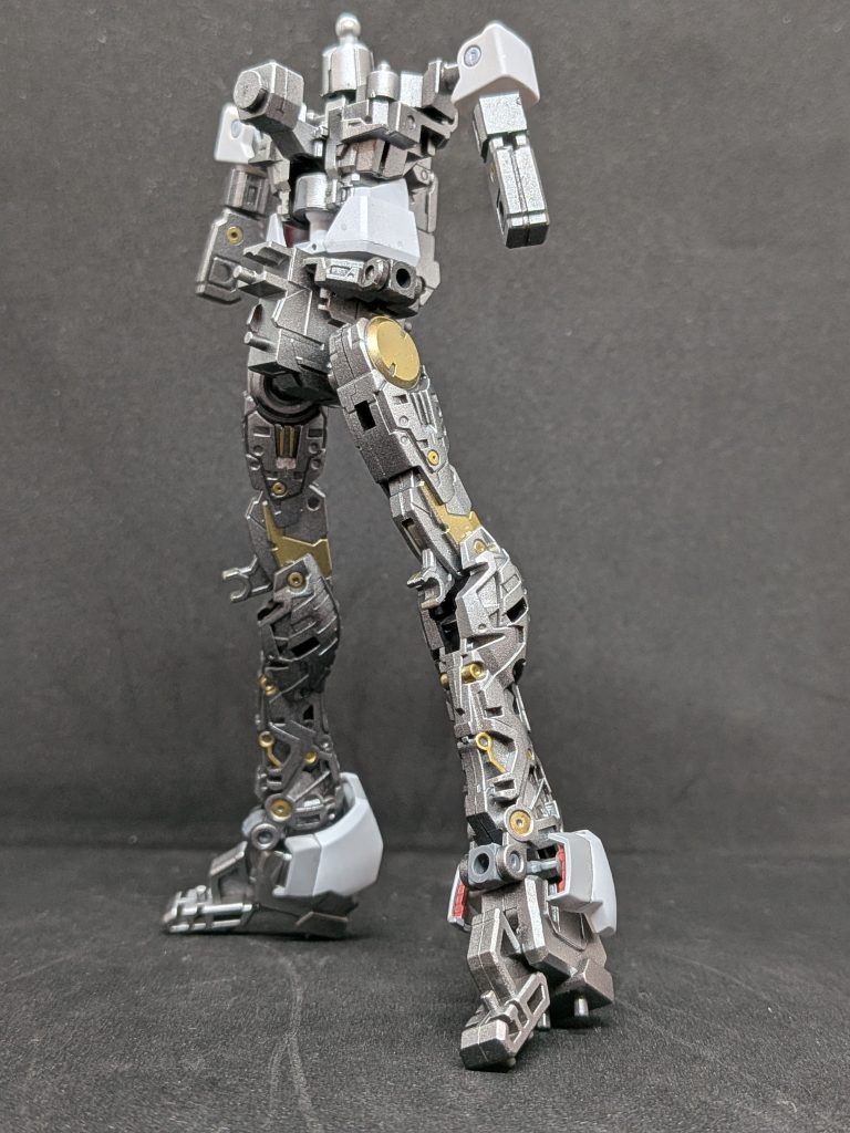 フレームも3色で色分け塗装いつも、イイネ、コメント有難うございます!最近投稿、フォロワー様作品へのコメントが出来ていませんでした！やっと作成も再開出来そうです！