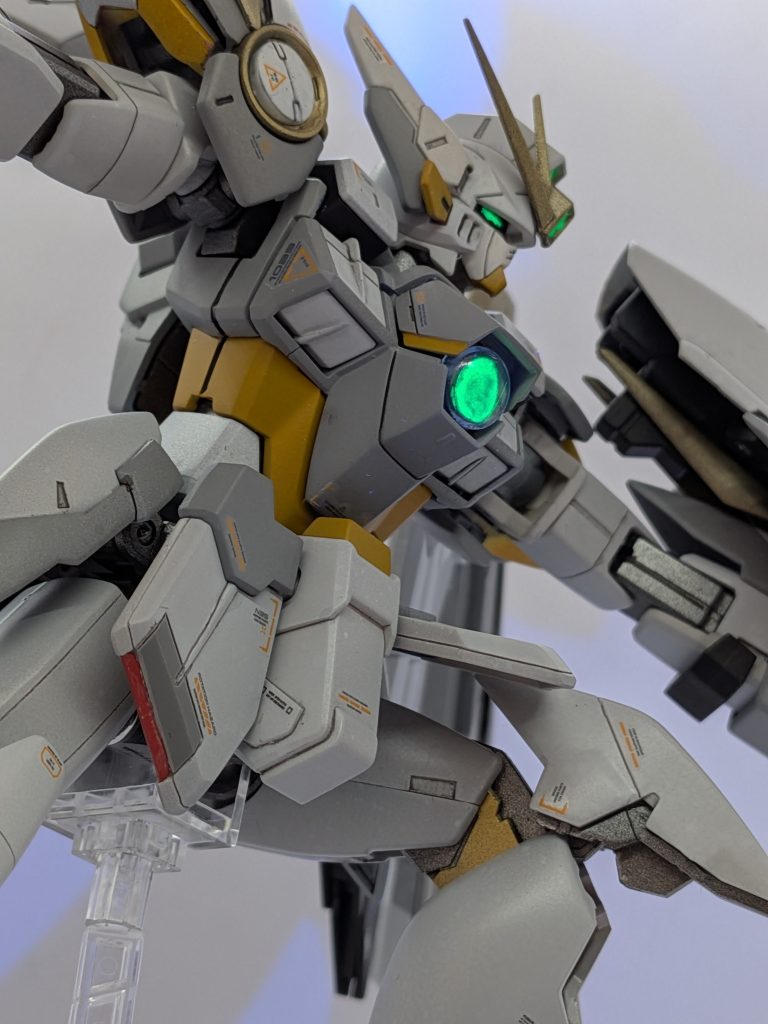 ダンモを手に入れたので、スカートや胸部など数カ所に段差を付けてみました。