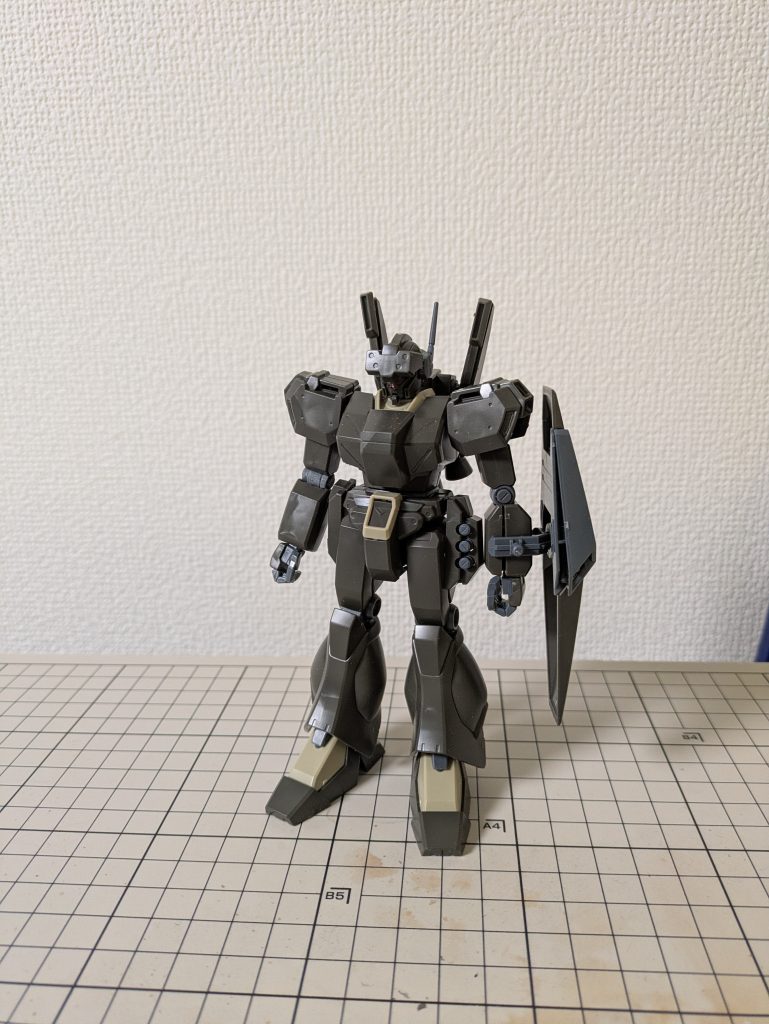 パチ組み時に思ったことはプロポーションは悪くないなという感想でした。