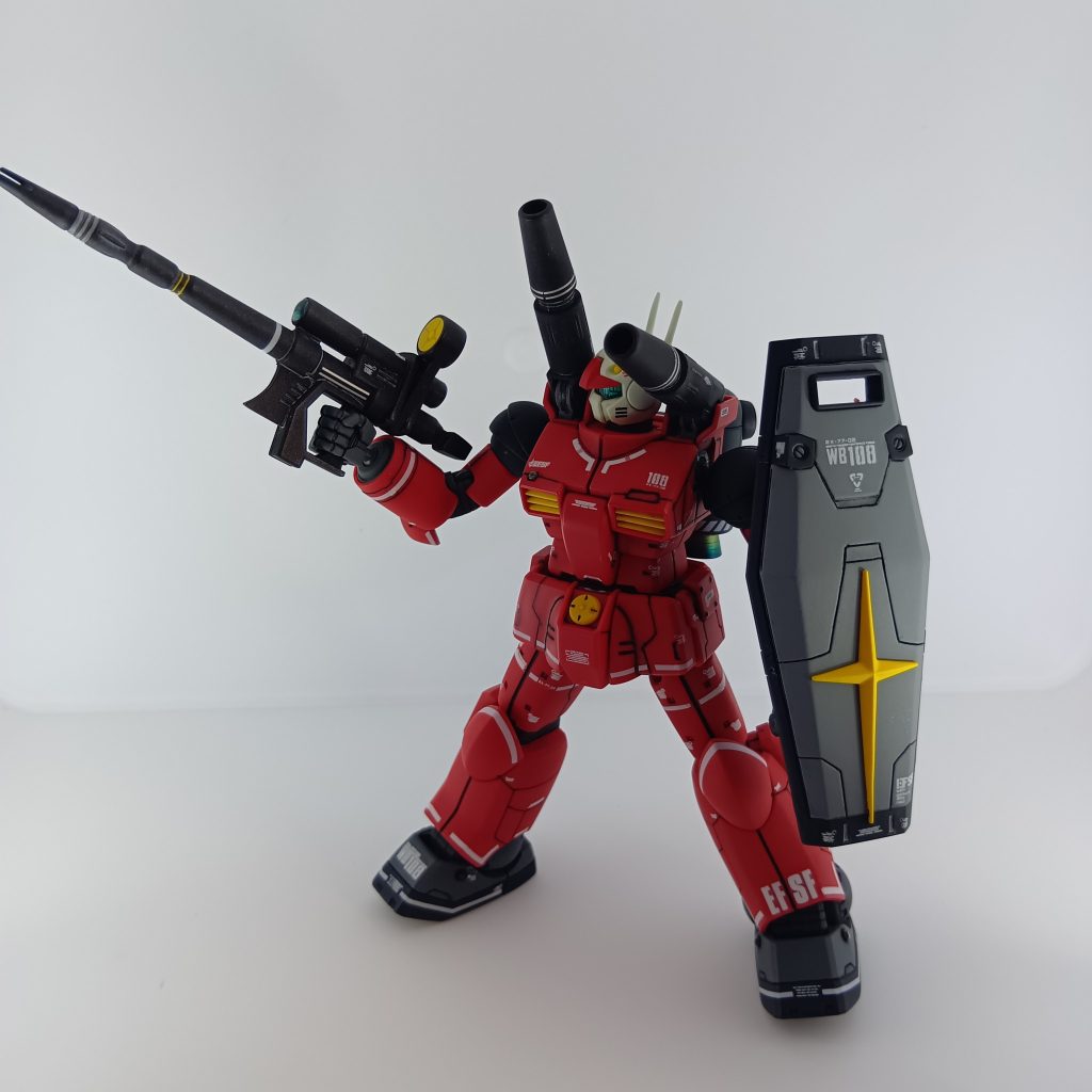 SNSでガンキャノンにシールド付けるの見て、私もチャレンジ。シールドも通常とは違うカラーリングで追加。