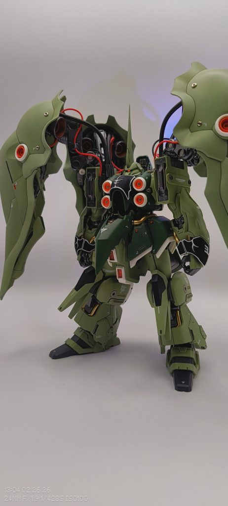 これ、始め蛍光塗料使ったんですがクリアをUVカットの吹いてしまい光が鈍くなってしまったま、勉強ですね