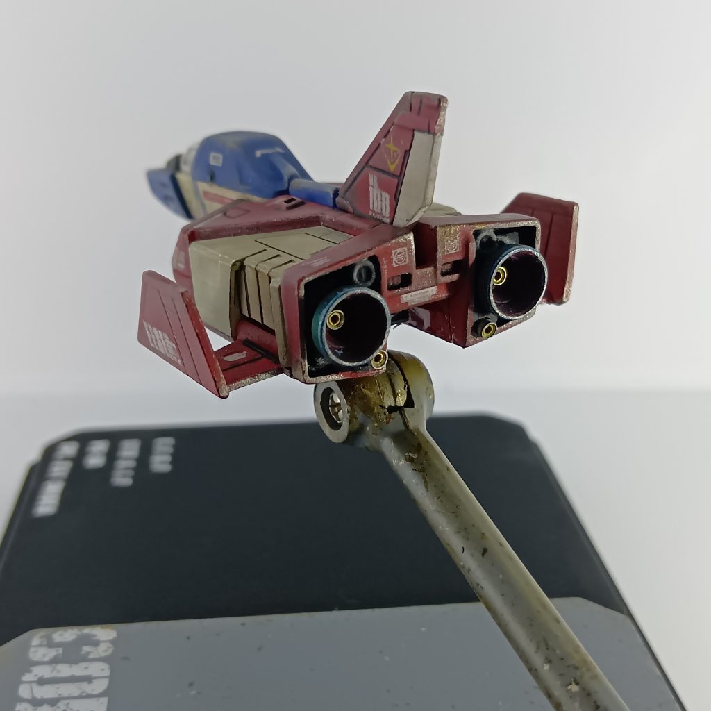 後方のバーニアはHGガンキャノンから移植して丸ピンICソケットを追加(gundam-kao3)