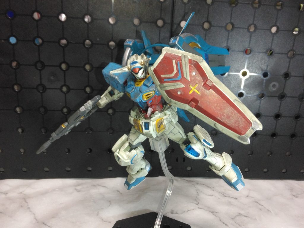 少しアクションポーズをとらせて。