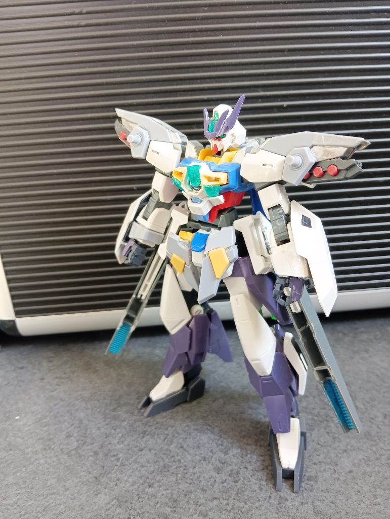 アタックモードビーム兵装を２つ装備した形態