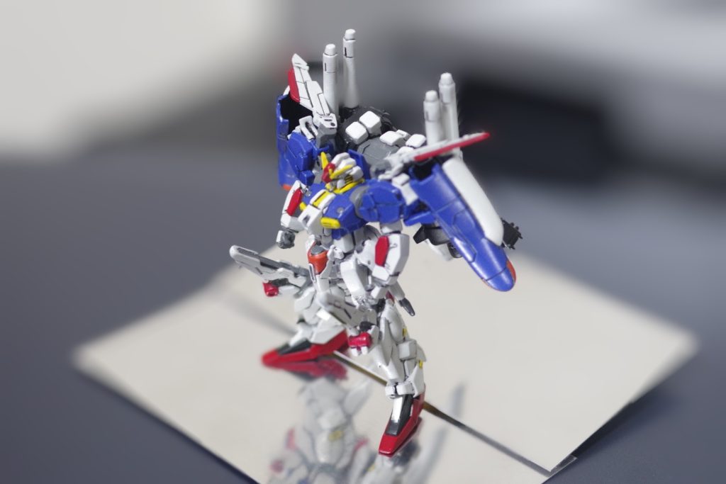 まずは斜め上から俯瞰寄りで撮るのが好きです