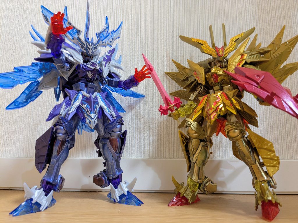 最後に、2体並べて1枚。リアル等身でファイナルフォーミュラーを、さらにスペリオルドラゴンまでリアル化させることができ、満足満足な今日この頃です。 次回はお安くゆずっていただけたものを、娘リクエストに応えていじろうかな〜と考えているものを、完成したらアップしようかと考えておりますので、またぜひご覧いただければと思います。以上、リアル等身のスペリオルフォーミュラーファイナルドラゴンでした!ご覧いただきありがとうございました!!