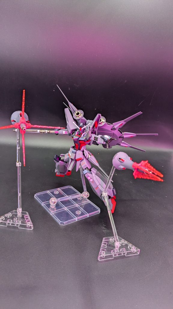 大型ドラグーンからはビームスパイク展開エフェクトパーツも展開できるのでギミックあるな