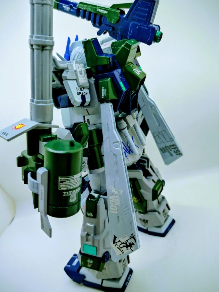 ストームブリンガー・ＰＦ–3枚目/制作者：中級ワゴン