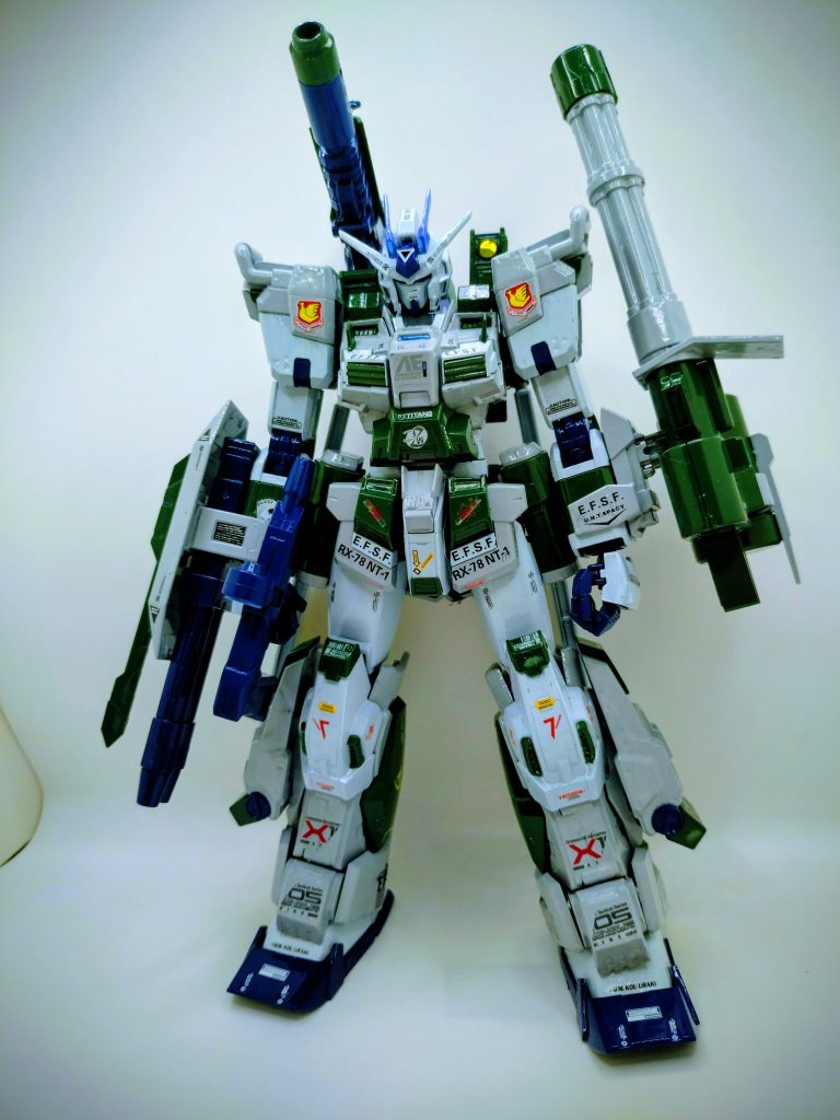 今回は、ライトブルーとライトグレー、グリーンとブルーの組み合わせ。