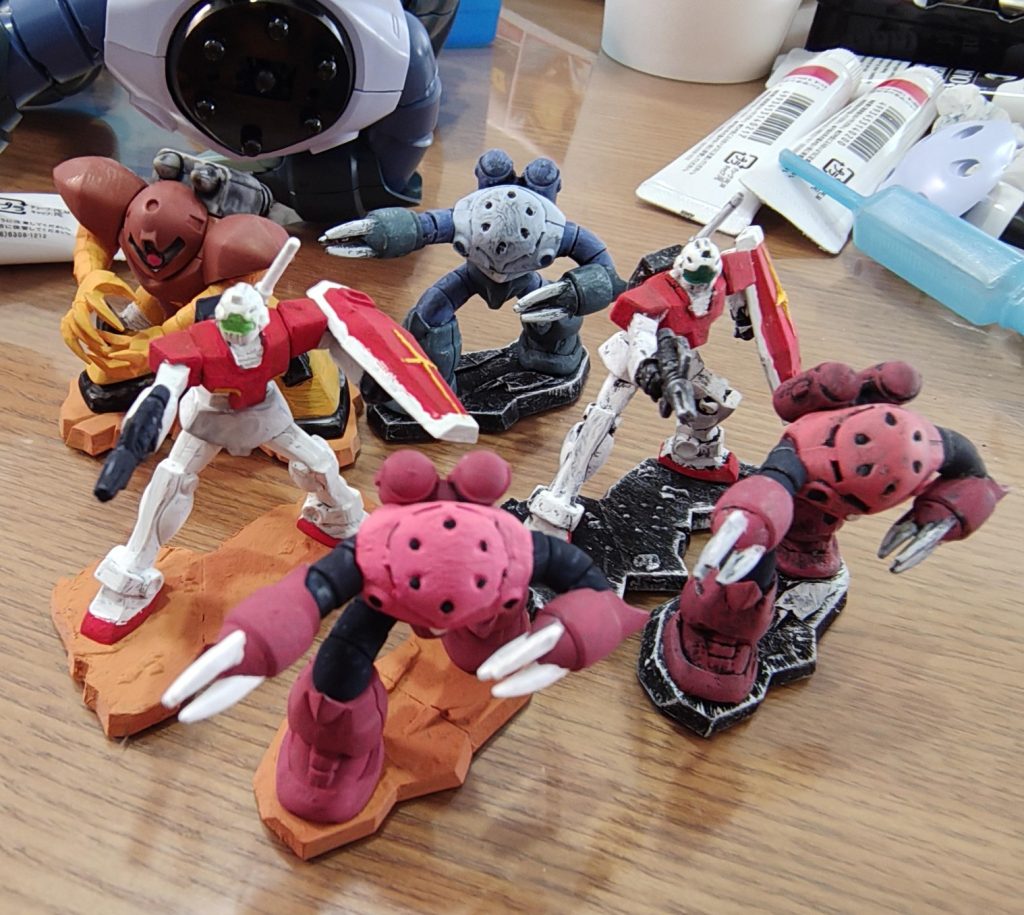 友達と試しに塗ったチョコサプたち僕のは右3つです。