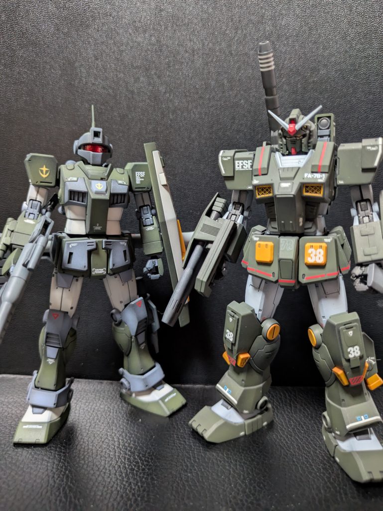 同じ部隊のようにマッチングする2体、意外と共通パーツも多いです。