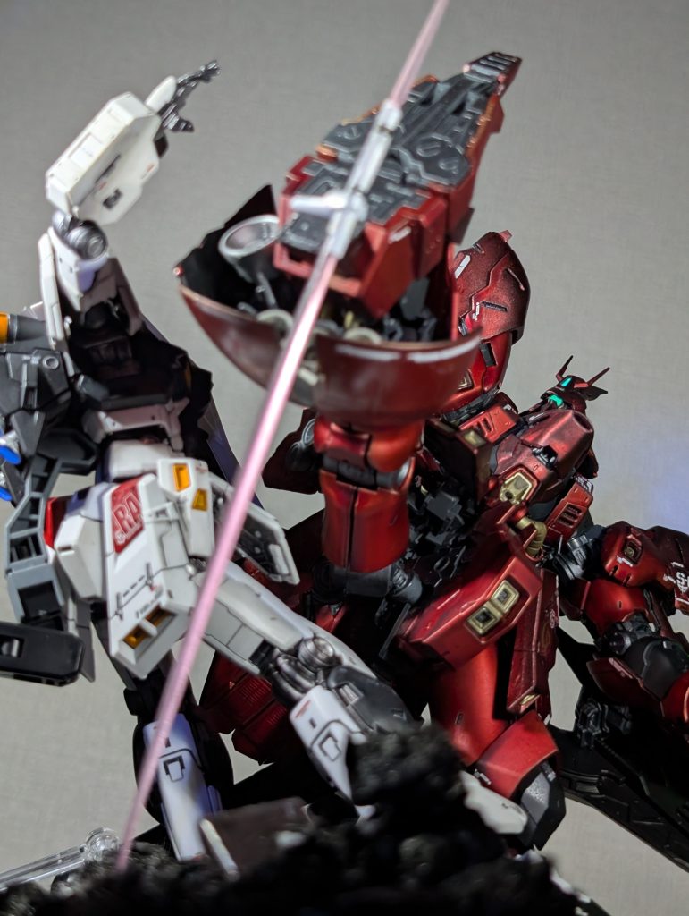 νガンダムのビームサーベルを蹴り上げで落とす再現!諸事情により原作とは逆足なのはご勘弁を…!!