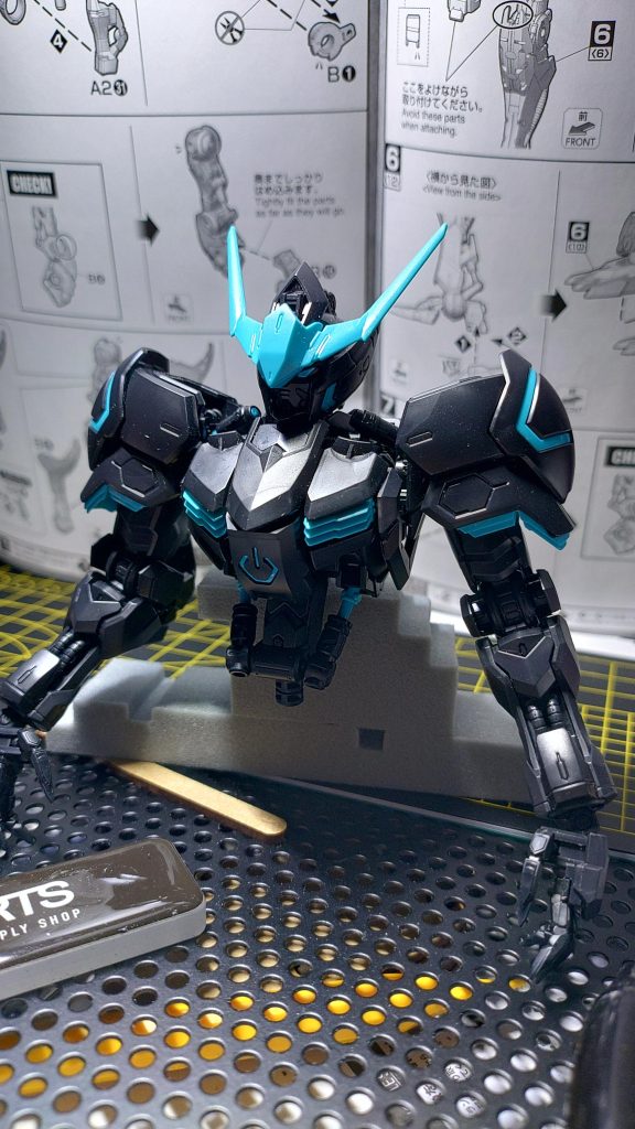 パチ組み自体は2年前に行なっていたのですが、MGバルバトスの全形態を並べる為に塗装を開始した1作品目です。