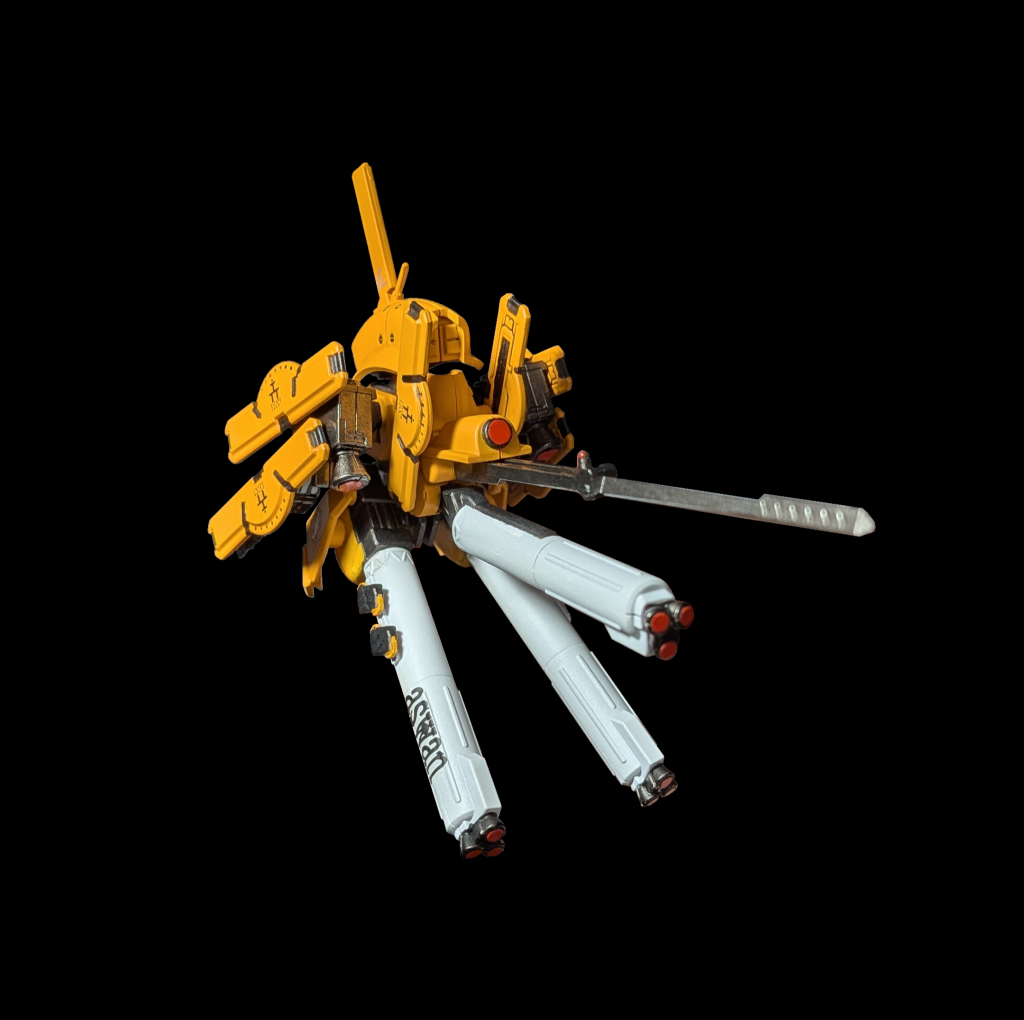 宇宙用なので脚の代わりにプロペラントタンクが3本こういう機体はやはりバックショットがかっこいい