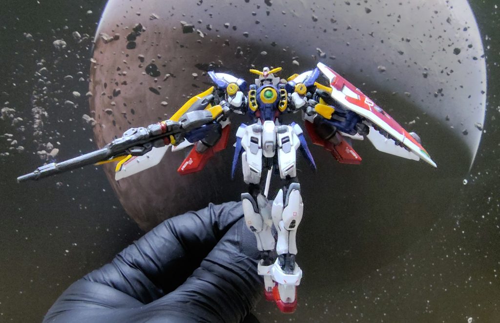 色分けやデカールなど色々な方の投稿を参考にさせていただきました。