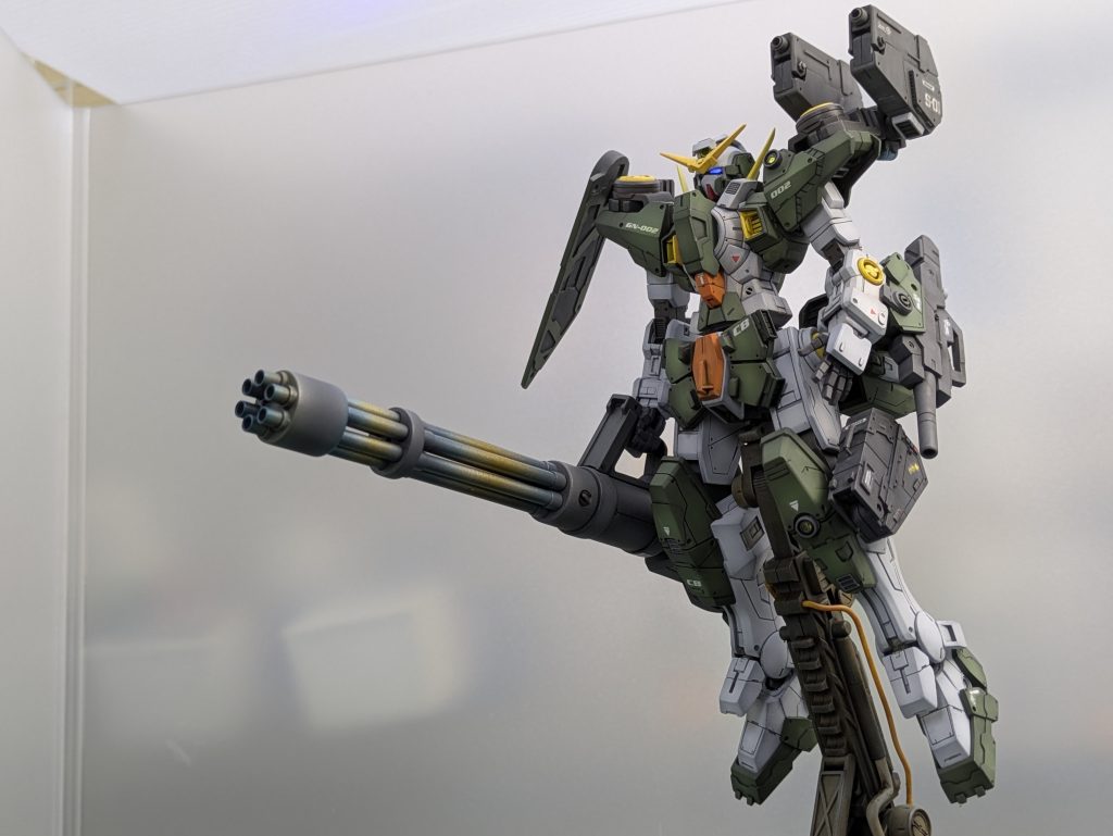 HGデュナメス–2枚目/制作者：あむぽん