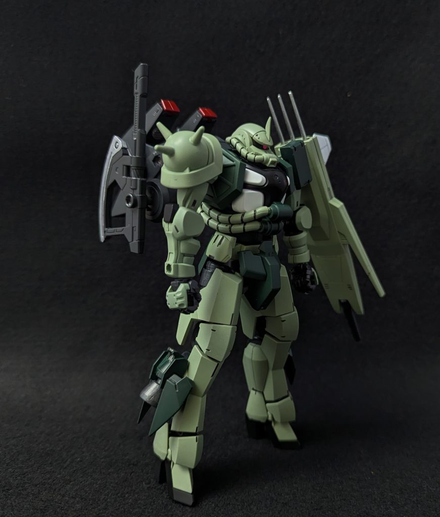 ビームアックスガンはバックパックにマウントできます